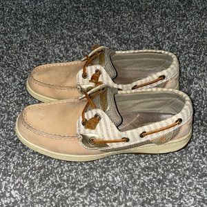 Women’s 7.5 Sperrys